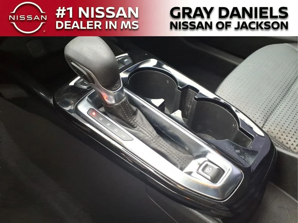 Used 2024 Red Chevrolet LT image 19