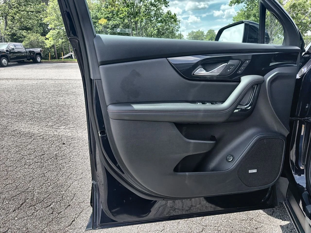 Used 2020 MIDNIGHT BLUE METALLIC Chevrolet RS image 18