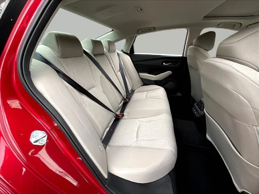 New 2026 Radiant Red Metallic Honda SE image 25