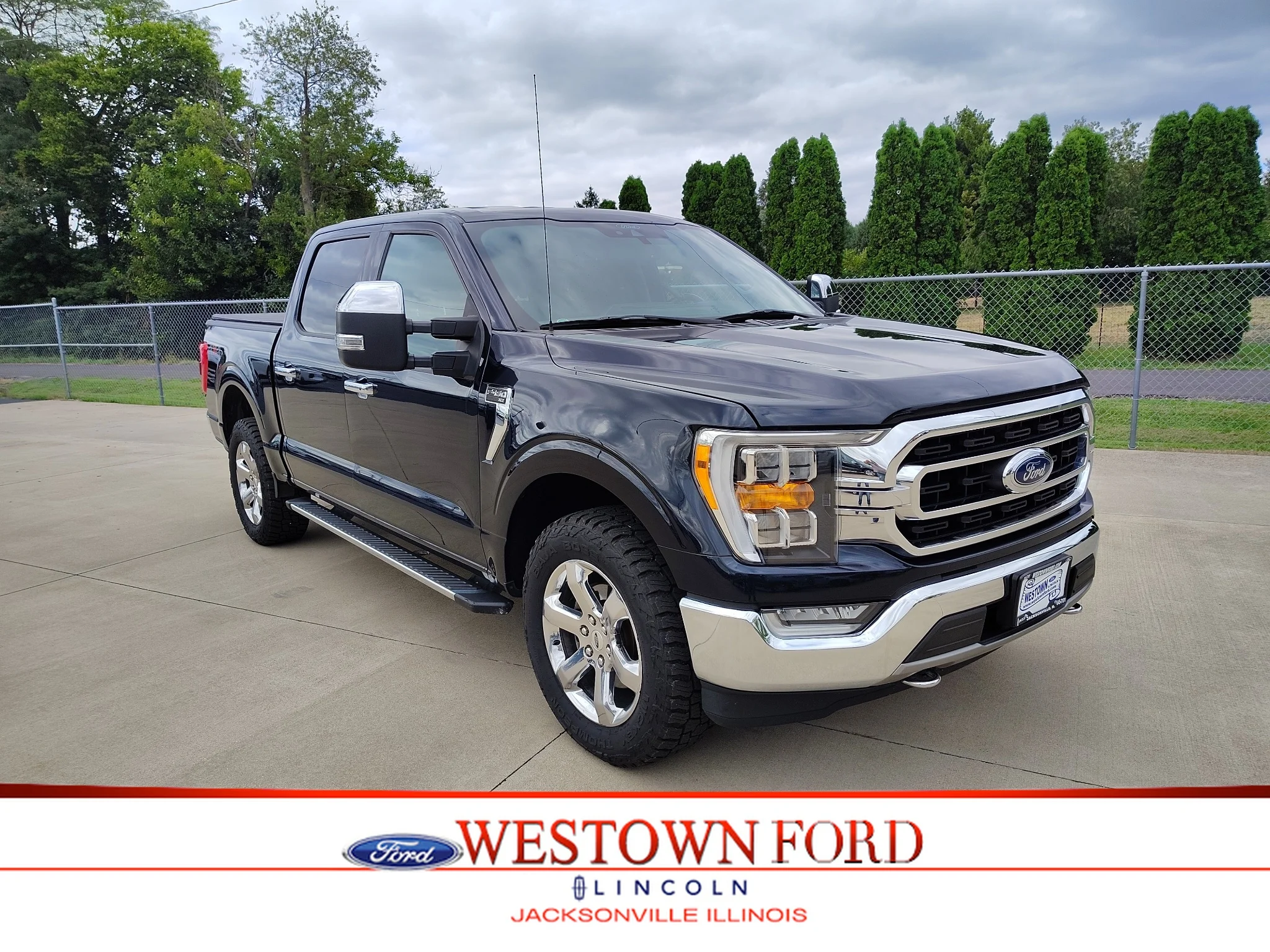 Used 2021 Antimatter Blue Metallic Ford XLT image 1