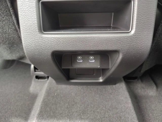 New 2025 White Mitsubishi Trail Edition image 29