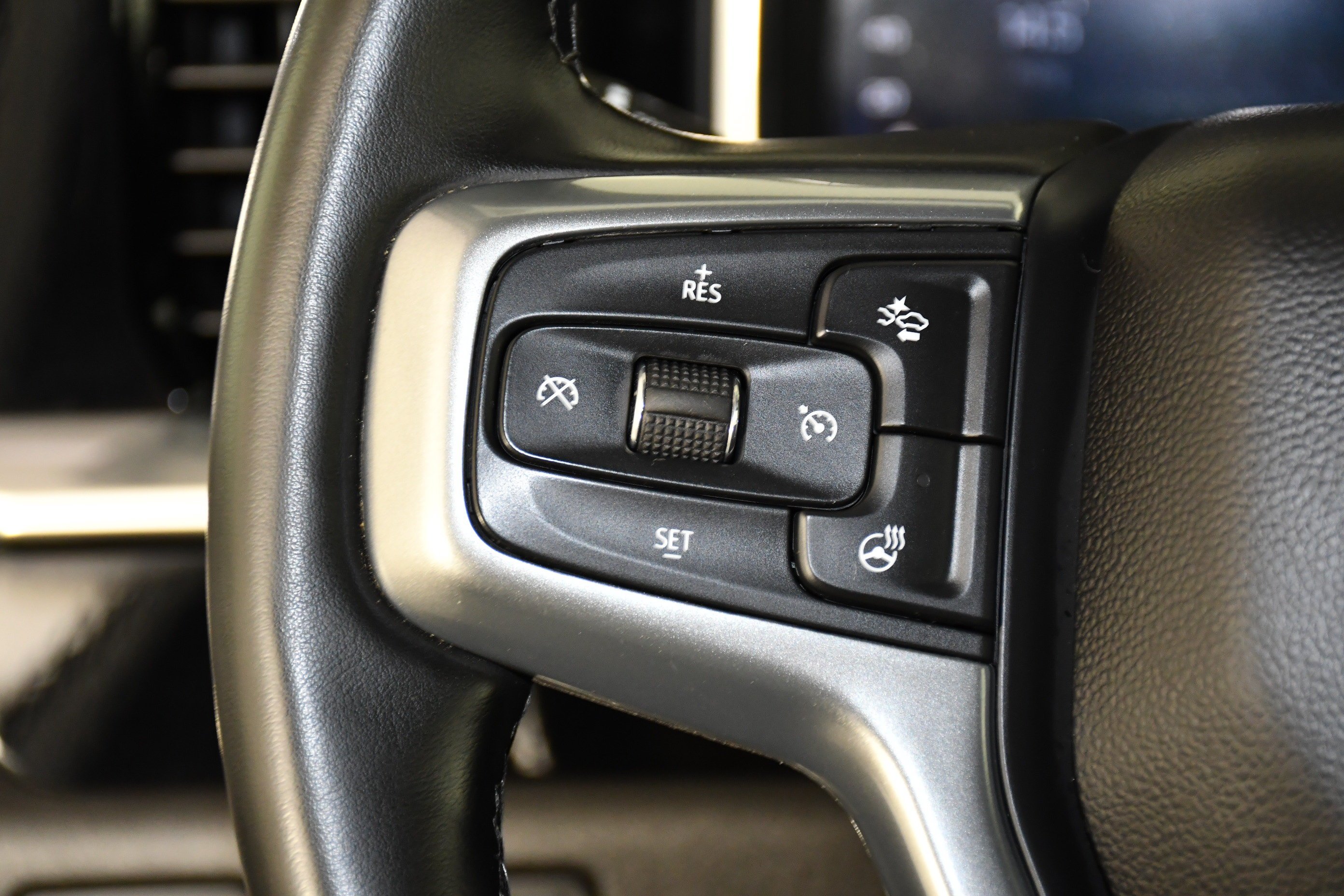 Used 2026 Summit White Chevrolet LT image 21