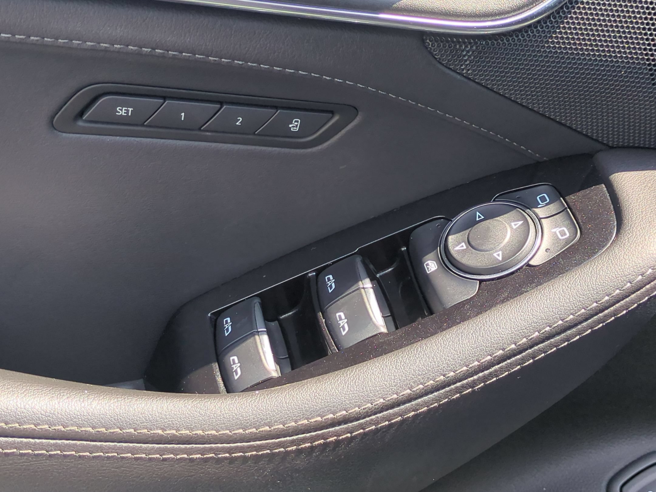 Used 2022 BLACK RAVEN Cadillac Premium Luxury image 13
