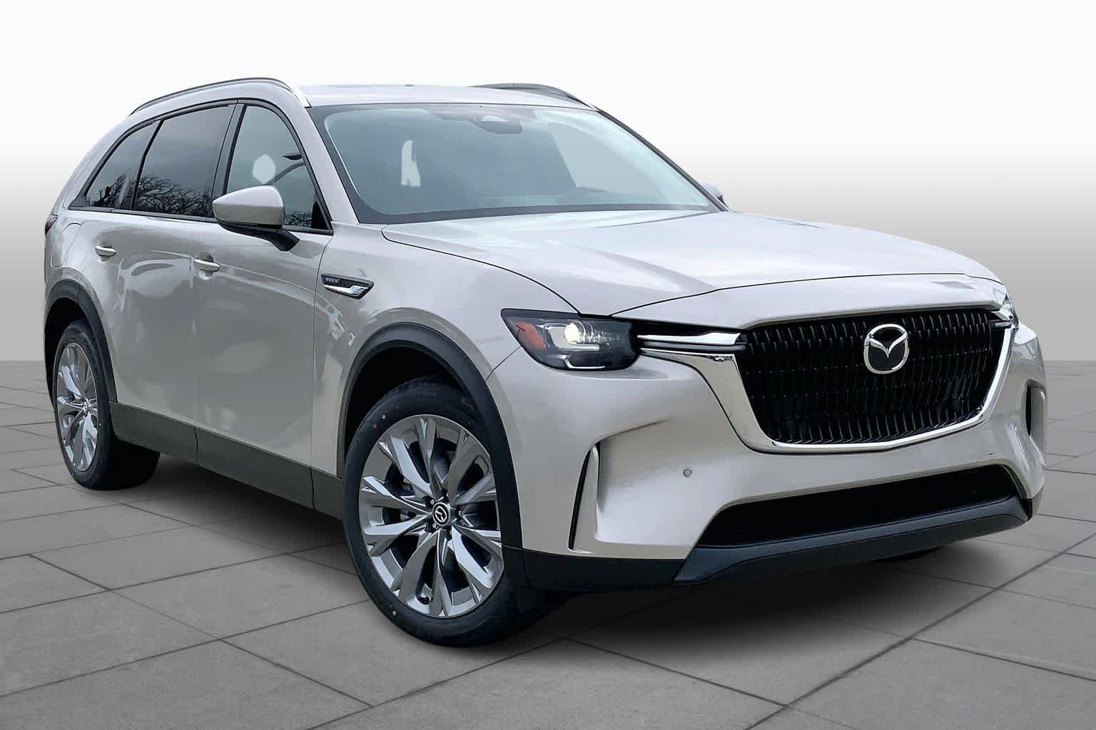 New 2026 Platinum Quartz Metallic Mazda Preferred AWD image 2