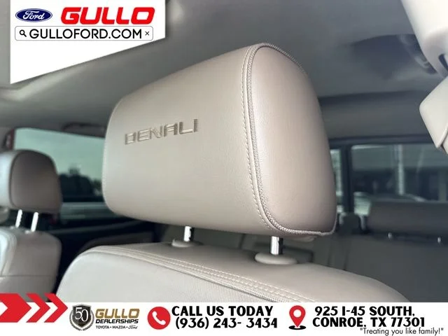 Used 2016 Summit White GMC Denali image 17
