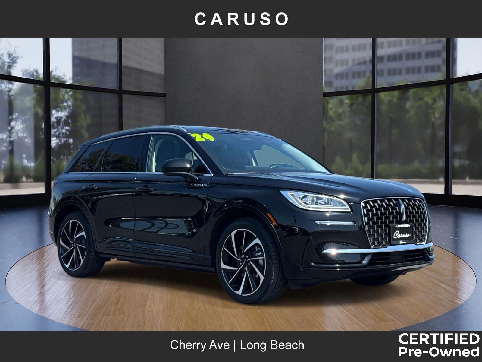 Used 2024 Black Lincoln Grand Touring image 1