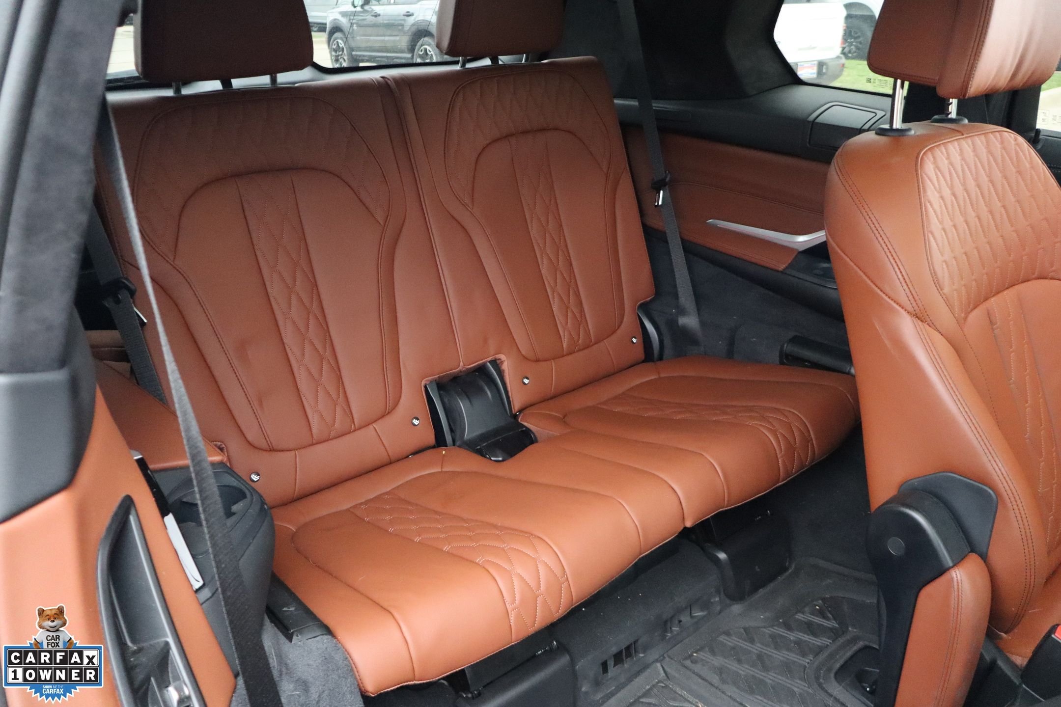 Used 2024  BMW xDrive40i image 29