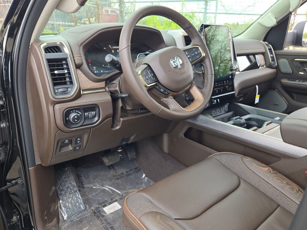 New 2026 Diamond Black Crystal Pearl-Coat Exterior Paint RAM Limited image 24