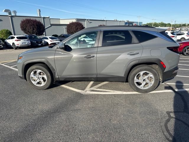 Used 2024 Gray Hyundai SEL image 3