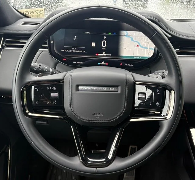Certified Used 2025 White Land Rover Dynamic SE image 16