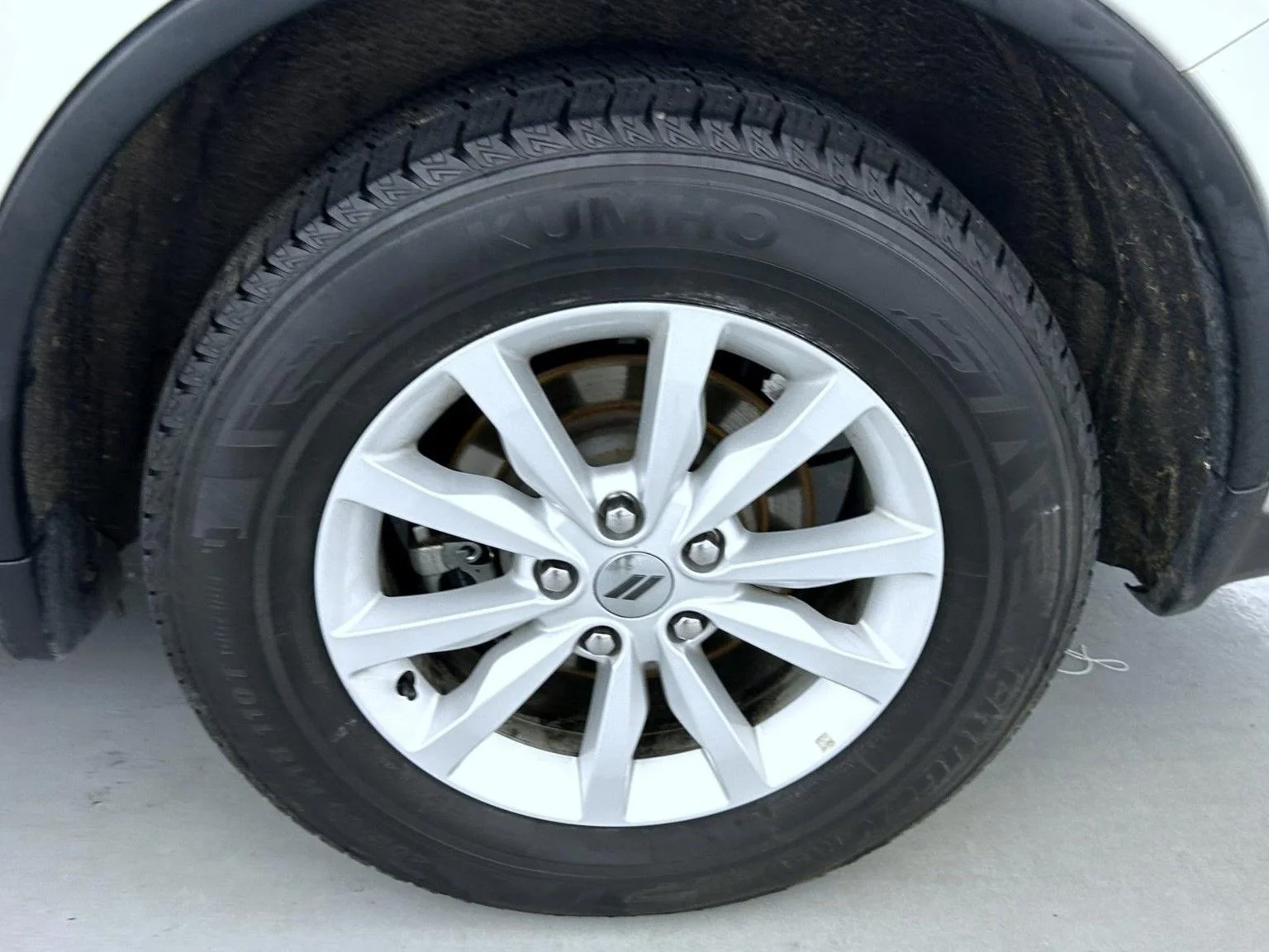 Used 2020 White Dodge SXT Plus image 25