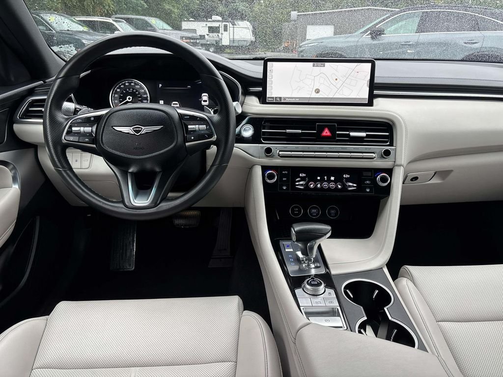 Used 2025 White Genesis 2.5T image 11