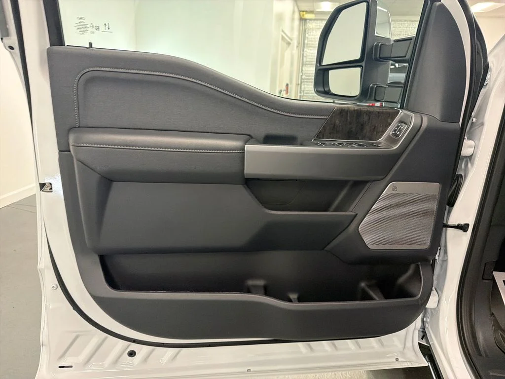New 2026 Oxford White Ford F-250® Lariat® image 11