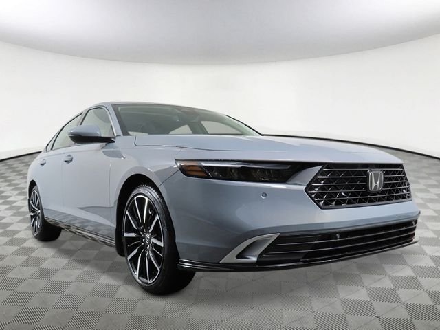 New 2026 Urban Gray Pearl Honda Touring image 7