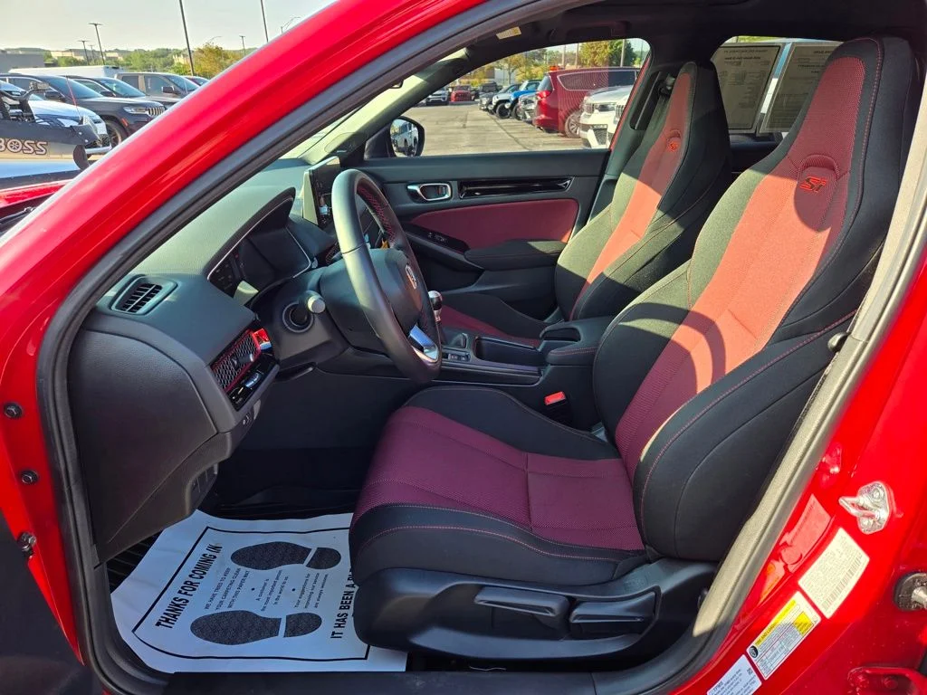 Used 2025 Red Honda  image 15