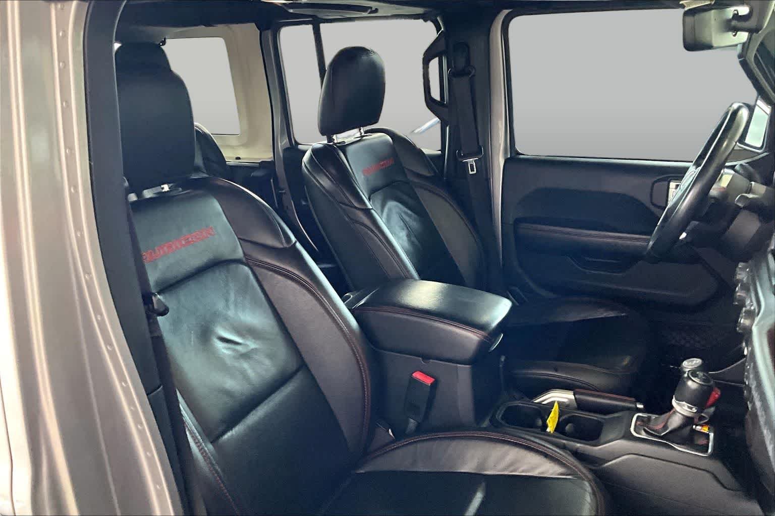 Used 2018 Billet Silver Metallic Clearcoat Jeep Rubicon image 9