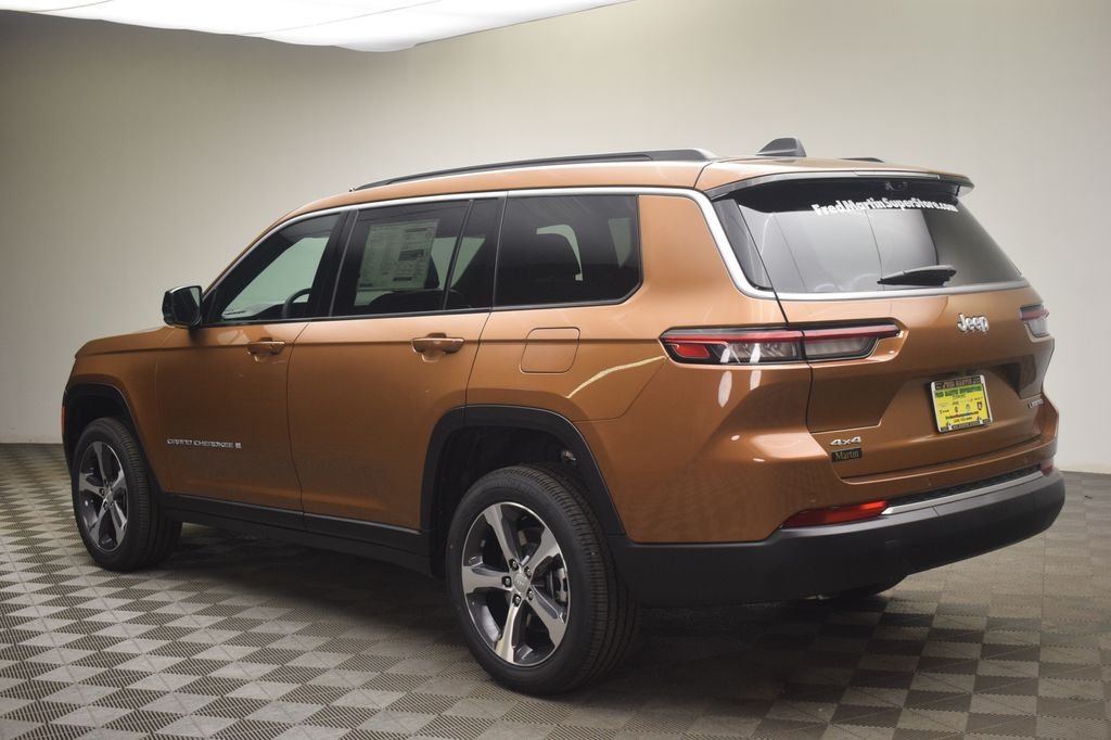 New 2026 Copper Shino Metallic Clearcoat Jeep Limited image 13