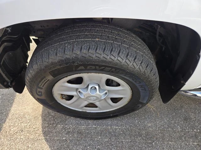 Used 2019 White Toyota SR image 3