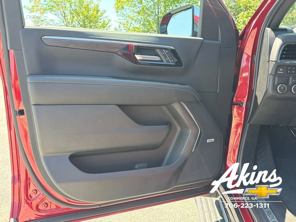 2025 Chevrolet Tahoe Premier - Photo 17