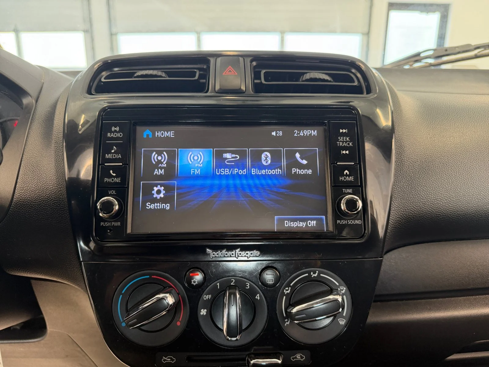 Used 2018 Gray Mitsubishi ES image 17