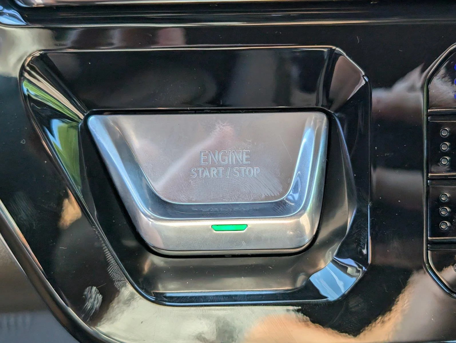 New 2026 Glacier White Tricoat GMC Denali image 27