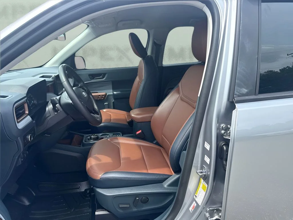 Used 2023 Silver Ford Lariat image 5