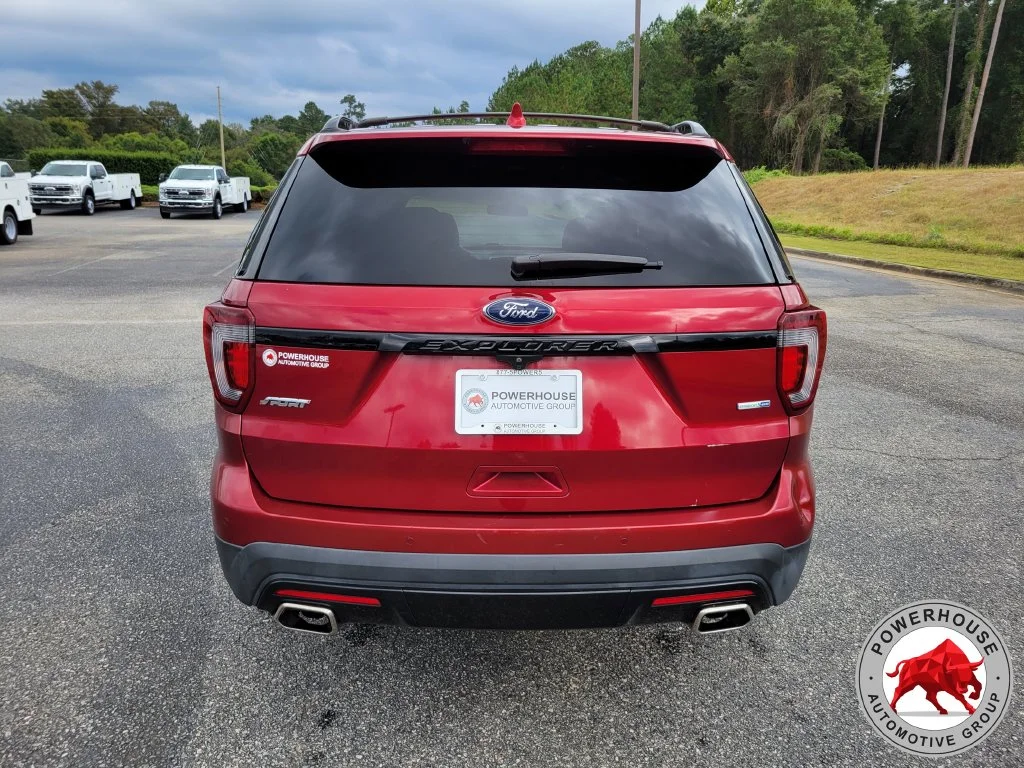Used 2017 Red Ford Sport image 4