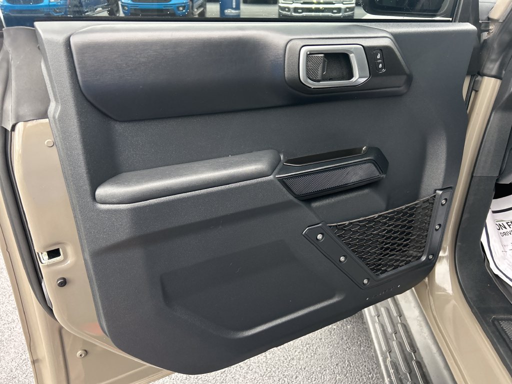 Used 2025 Gray Ford Outer Banks image 12