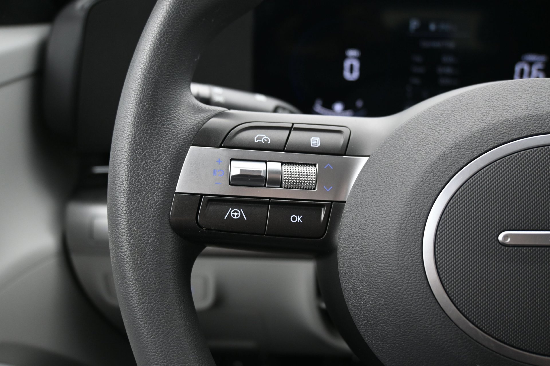 2024 Hyundai Kona SE - Photo 20