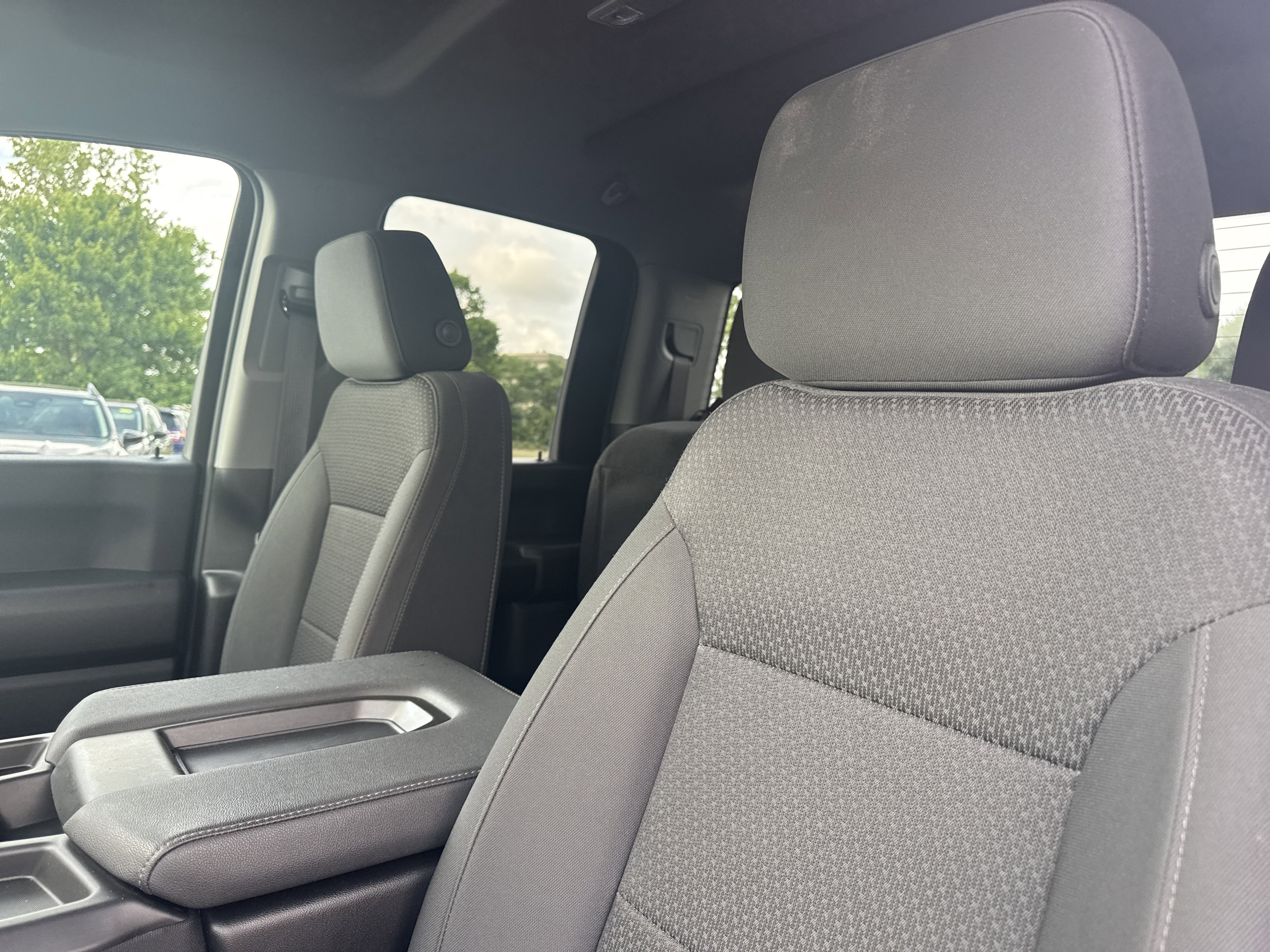 Used 2025 Summit White Chevrolet WT image 16