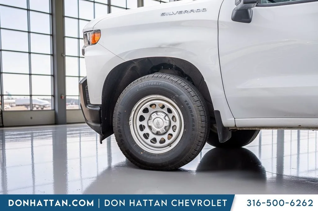 Used 2019 White Chevrolet WT image 31
