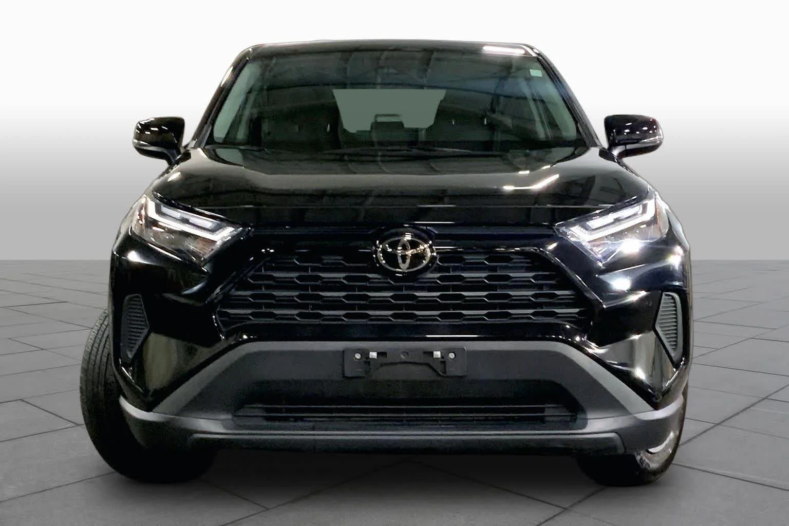 Used 2025 Midnight Black Metallic Toyota LE image 4
