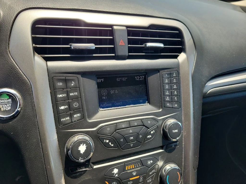 Used 2018 Magnetic Ford S image 29