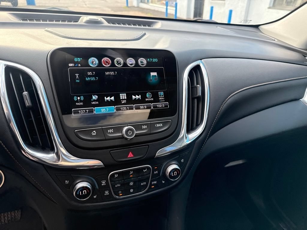 Used 2018 SUMMIT WHITE Chevrolet Premier image 30