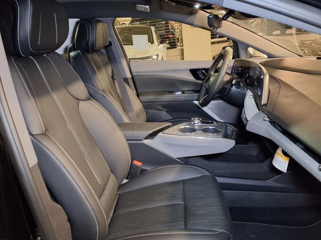 2026 Cadillac OPTIQ Premium Luxury - Photo 6