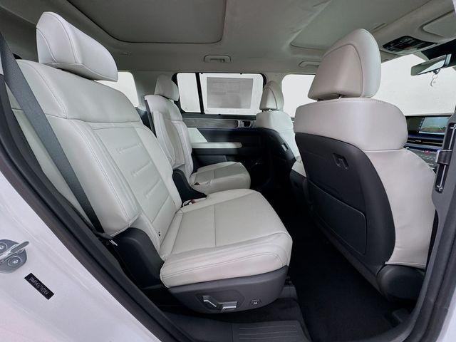 New 2026 White Hyundai Calligraphy FWD image 50