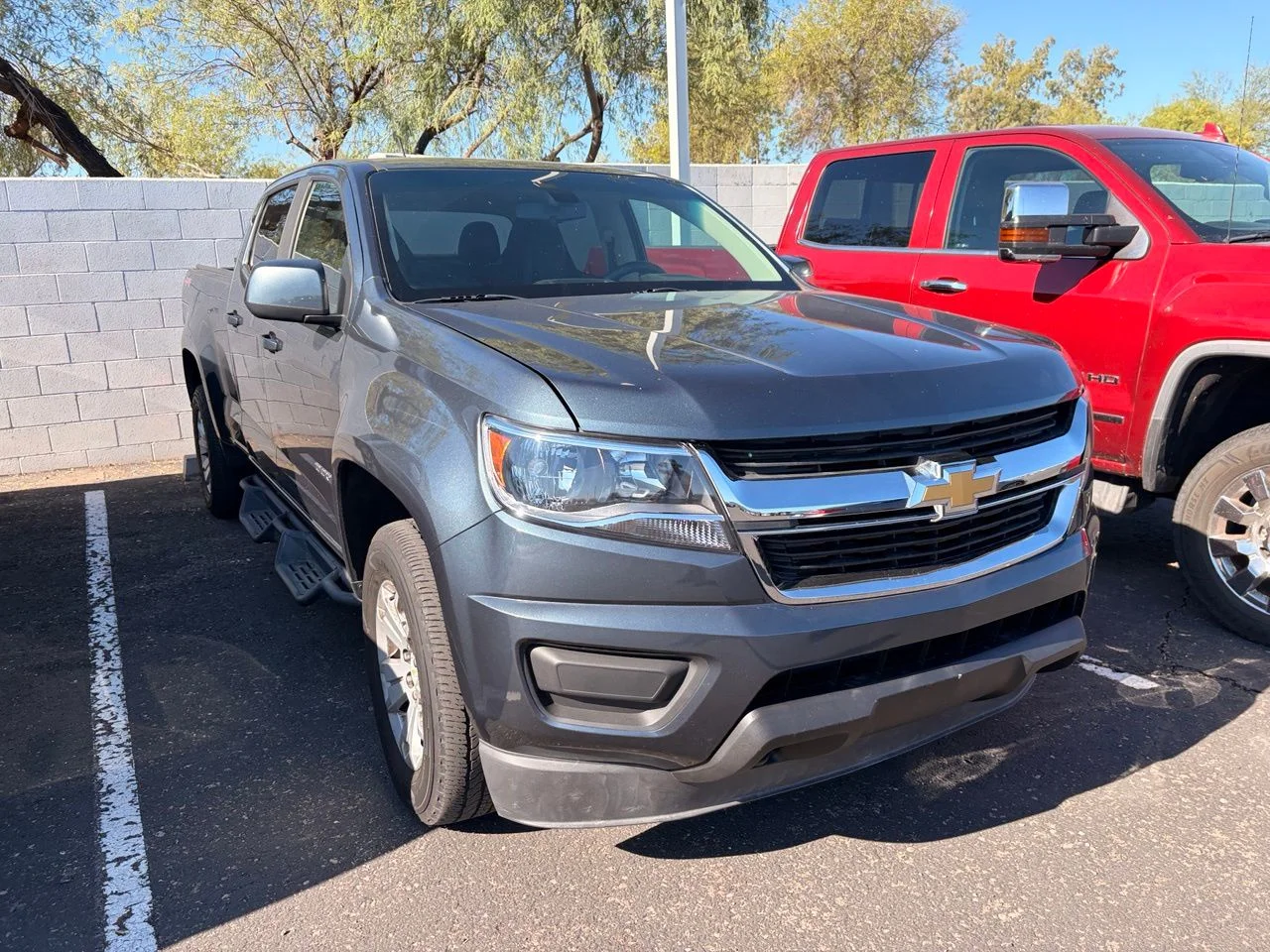 Used 2019 Shadow Gray Metallic Chevrolet LT image 4