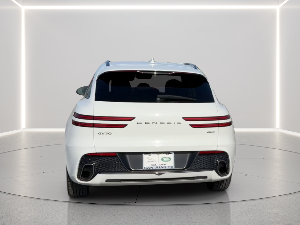 Used 2025 White Genesis 2.5T image 6