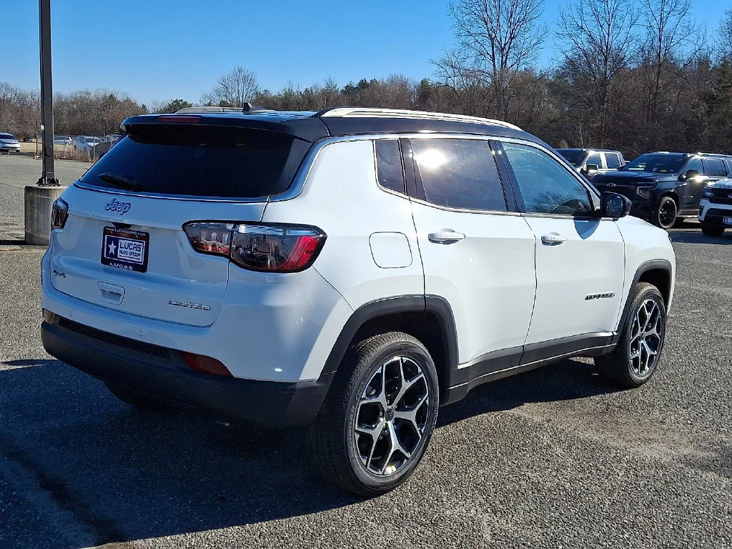 New 2026 Bright White Clear-Coat Exterior Paint Jeep Limited image 8