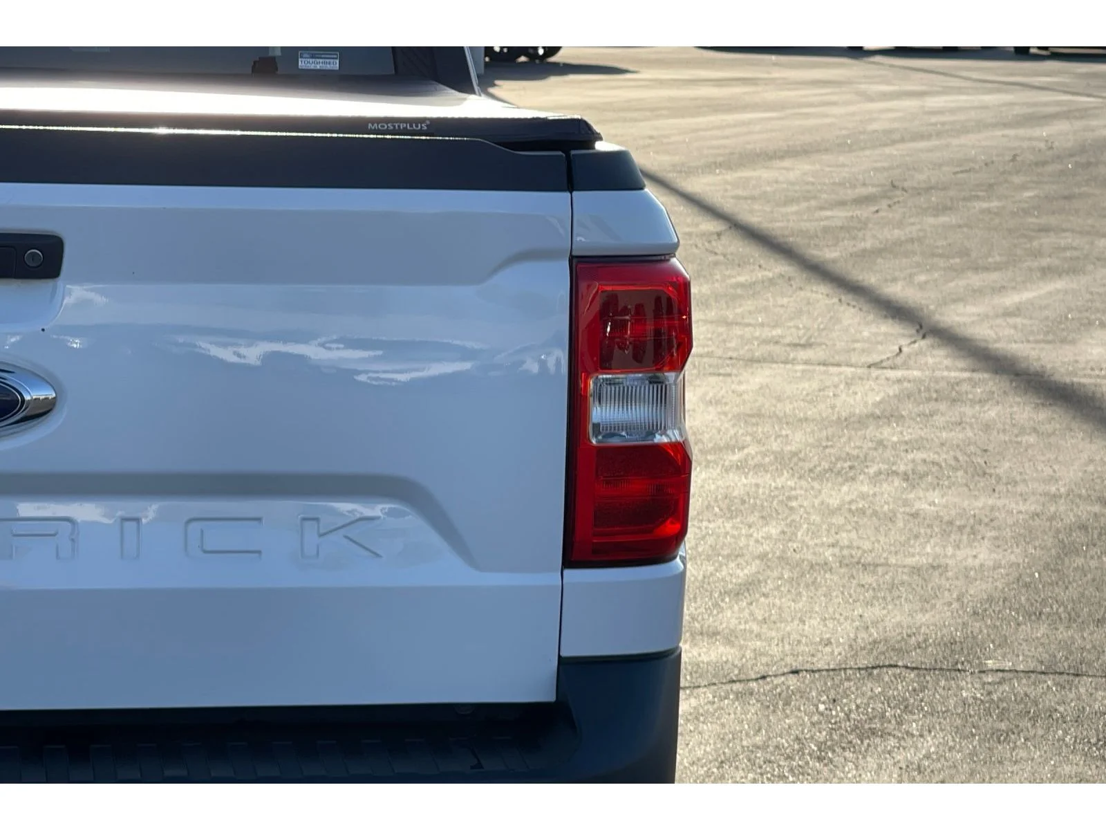 Used 2023 Oxford White Ford XLT image 16