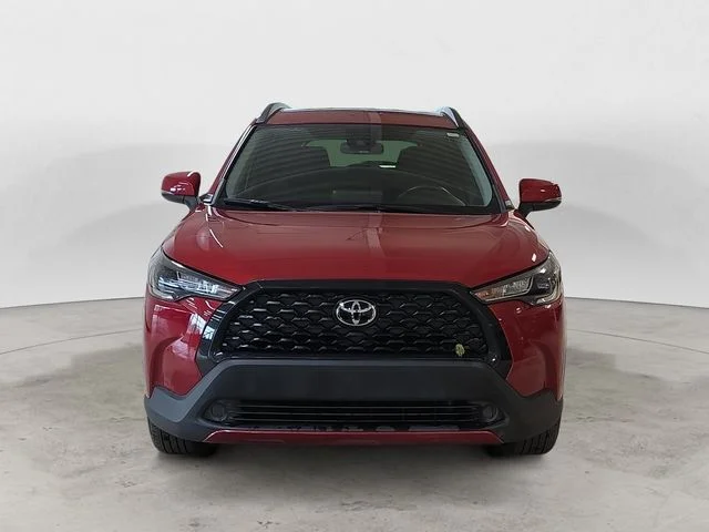 Used 2022 Red Toyota LE image 8