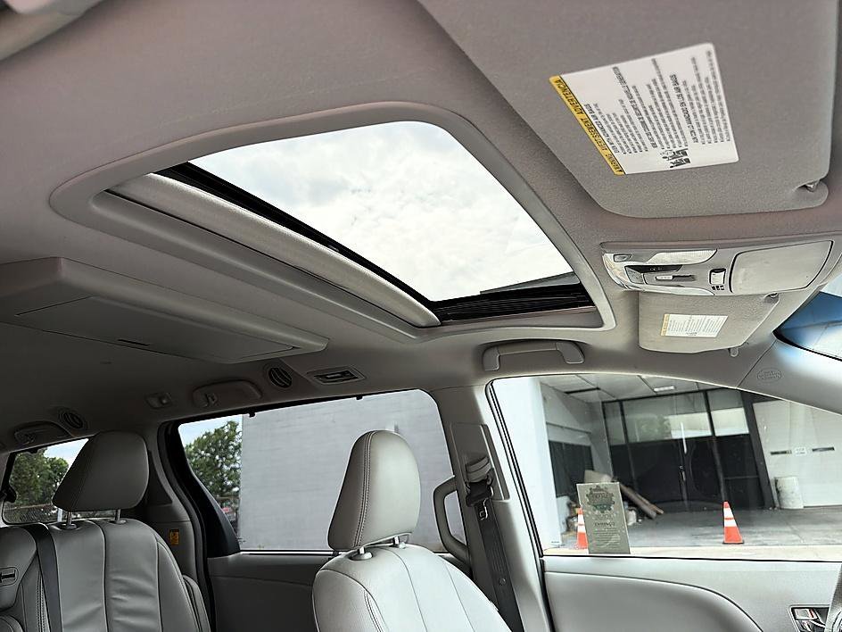 Used 2013 Silver Sky Metallic Toyota XLE image 19