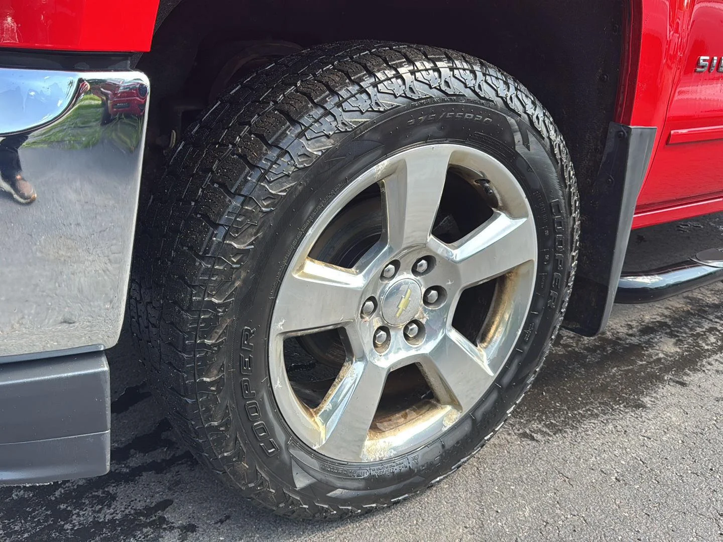 Used 2017 Red Hot Chevrolet LT image 10