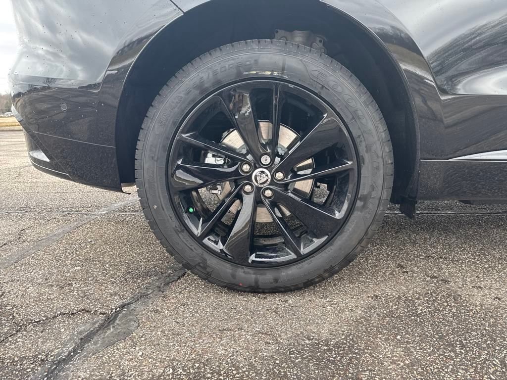 2026 Jaguar F-Pace R-Dynamic S - Photo 25