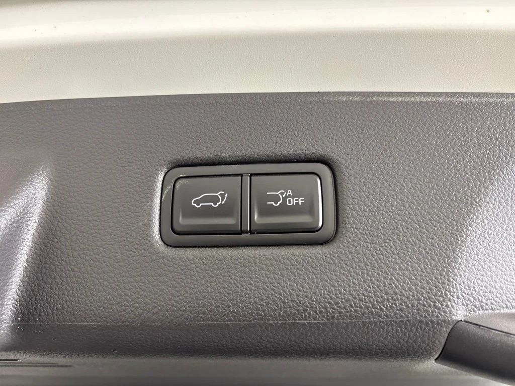 New 2026 Snow White Pearl Kia SX Prestige image 24