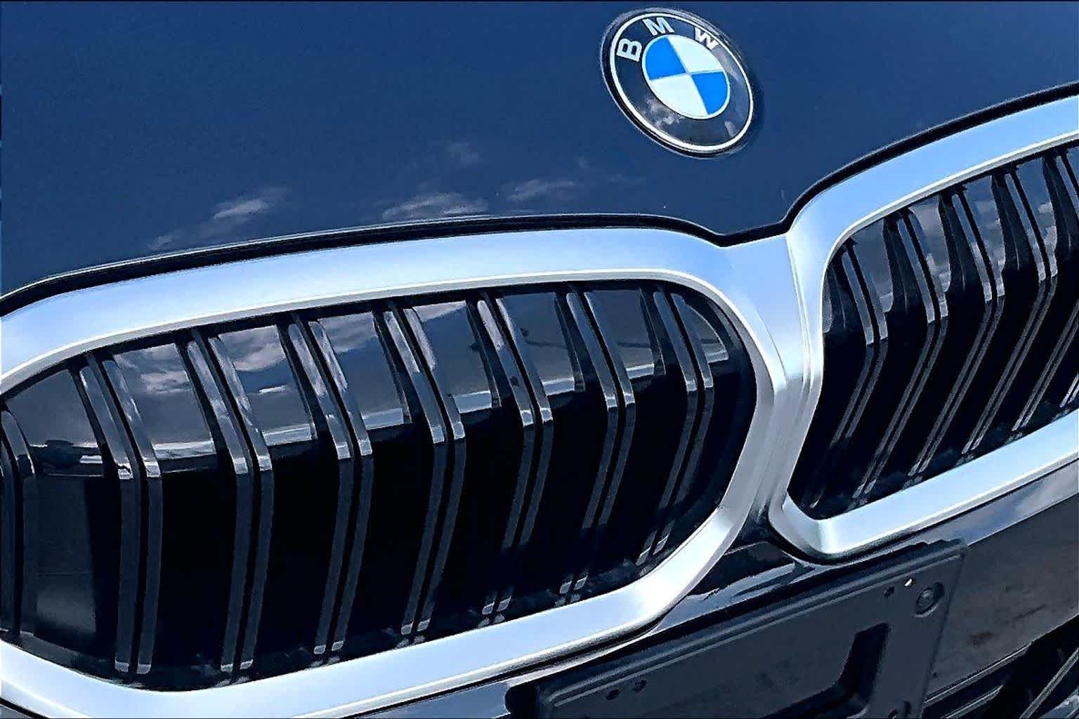 Used 2024 Black Sapphire Metallic BMW 330i image 28
