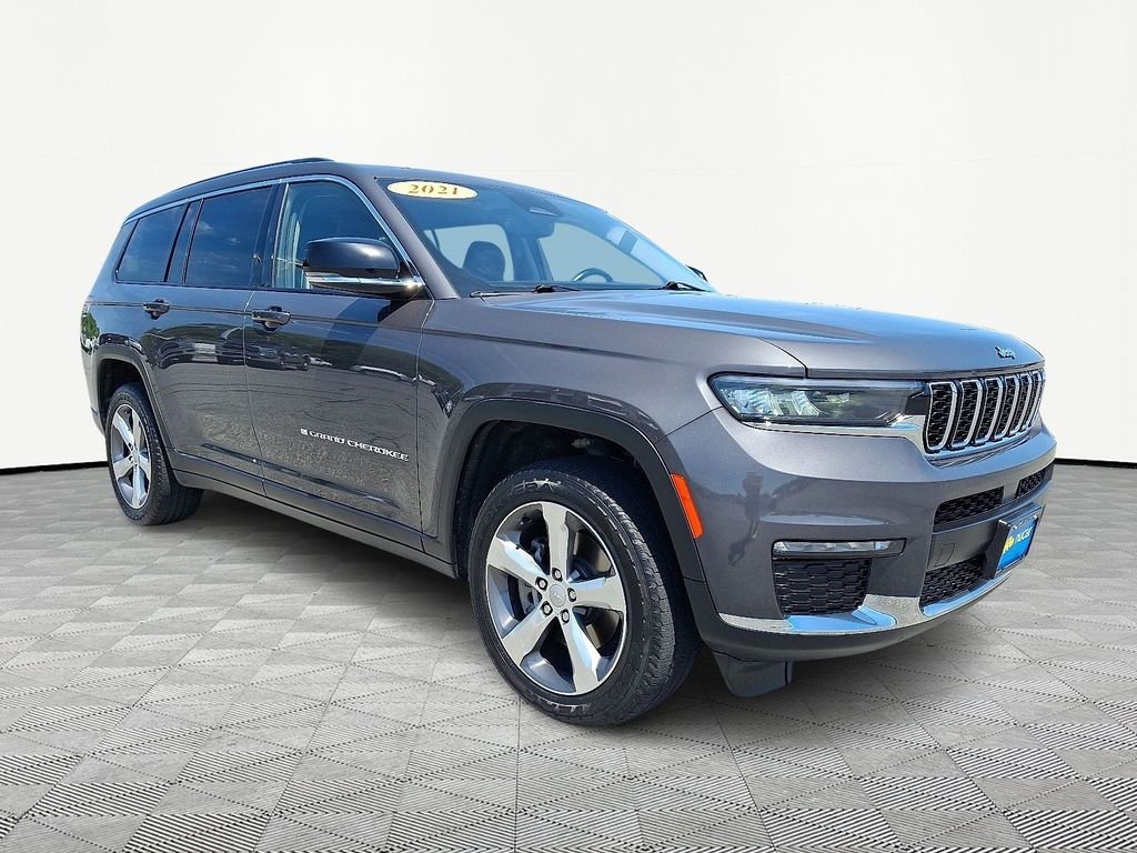 Used 2021 Gray Jeep Limited image 1
