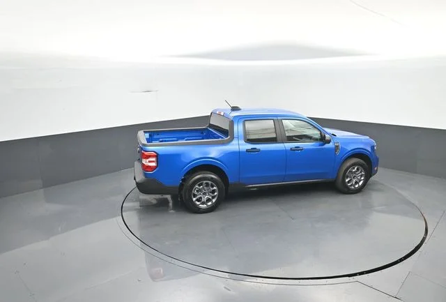 New 2026 Velocity Blue Ford XLT image 32