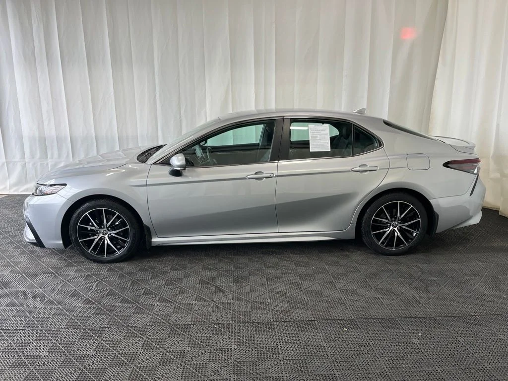 Used 2024 Silver Toyota SE image 28
