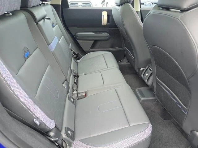 Used 2025 Blue MINI Cooper S ALL4 image 27